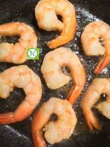 Sweet and spicy cooked shrimps