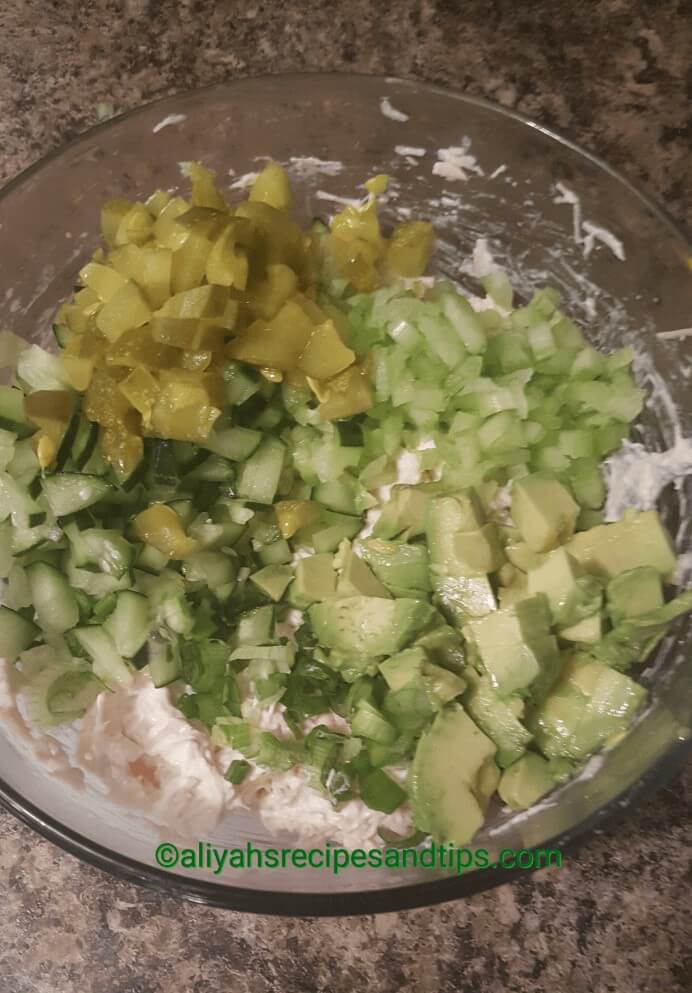 How to make chicken salad, chicken salad, avocados chicken salad, healthy chicken salad