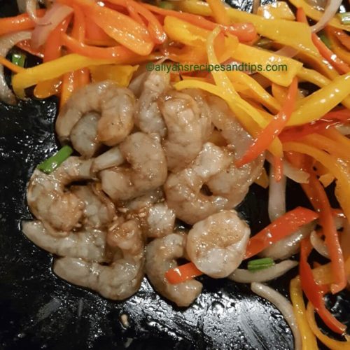 shrimp zoodle lo mein, stir fry, shrimp chow, lo mein zoodle, shrimp zoodle, noodle, inspiralized, spiralized