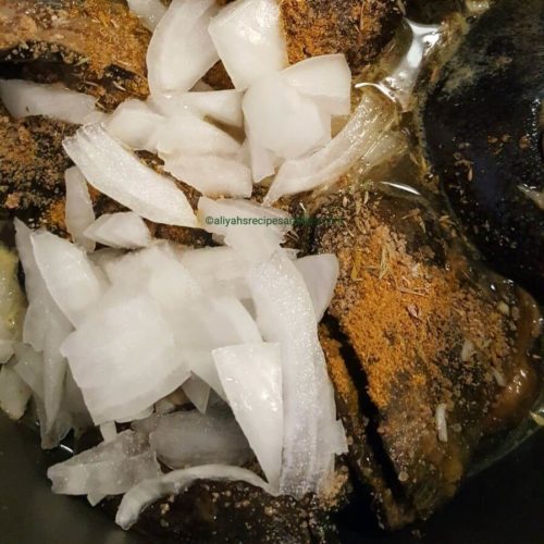 peppered snail, sofit peppered snail,Dooney's kitchen, ofada, benefit snail, frozen, rosated,Ghana, pepperesanil stew, snail, snail stew, fried, Nigerian snail, Nigerian peppered snail, spicy, recipe, cooked, in Lagos, boiled,