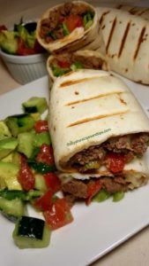 cheeseburger wrap, grill, burger, ground beef, turkey beef, chicken patty, bacon wrap, mince, fried, burrito, beef taco, lettuce, bacon wrapped, vegetable, cheeseburger wrap, grilled cheeseburger wraps, cheeseburger wrap recipe, bacon cheeseburger wraps, cheeseburger