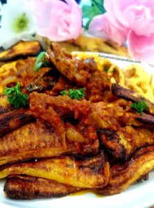 air fryer plantains, healthy air fryer plantains, air fryer, cuba sweet plantains, African Plantains, sweet planatains, big banana, how to make plantains, how to use air fryer for planatains, how to to use air fryer, Plantanos Maduros, Air fryer plantains( gf, p, v, w30), air fryer tostones, cooking with air fryer, air fryer plantains, best air fryer plantains, easy air fryer plantains, sweet plantains, fried plantains, air fryer plantains with stew